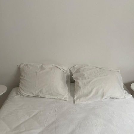 Le Wolf - 1 Chambre Dans Un T3 - 5Mn Tram Du Centre Ville - 15Mn Tram Gare Tgv Mulhouse - Wifi - Parking Екстер'єр фото
