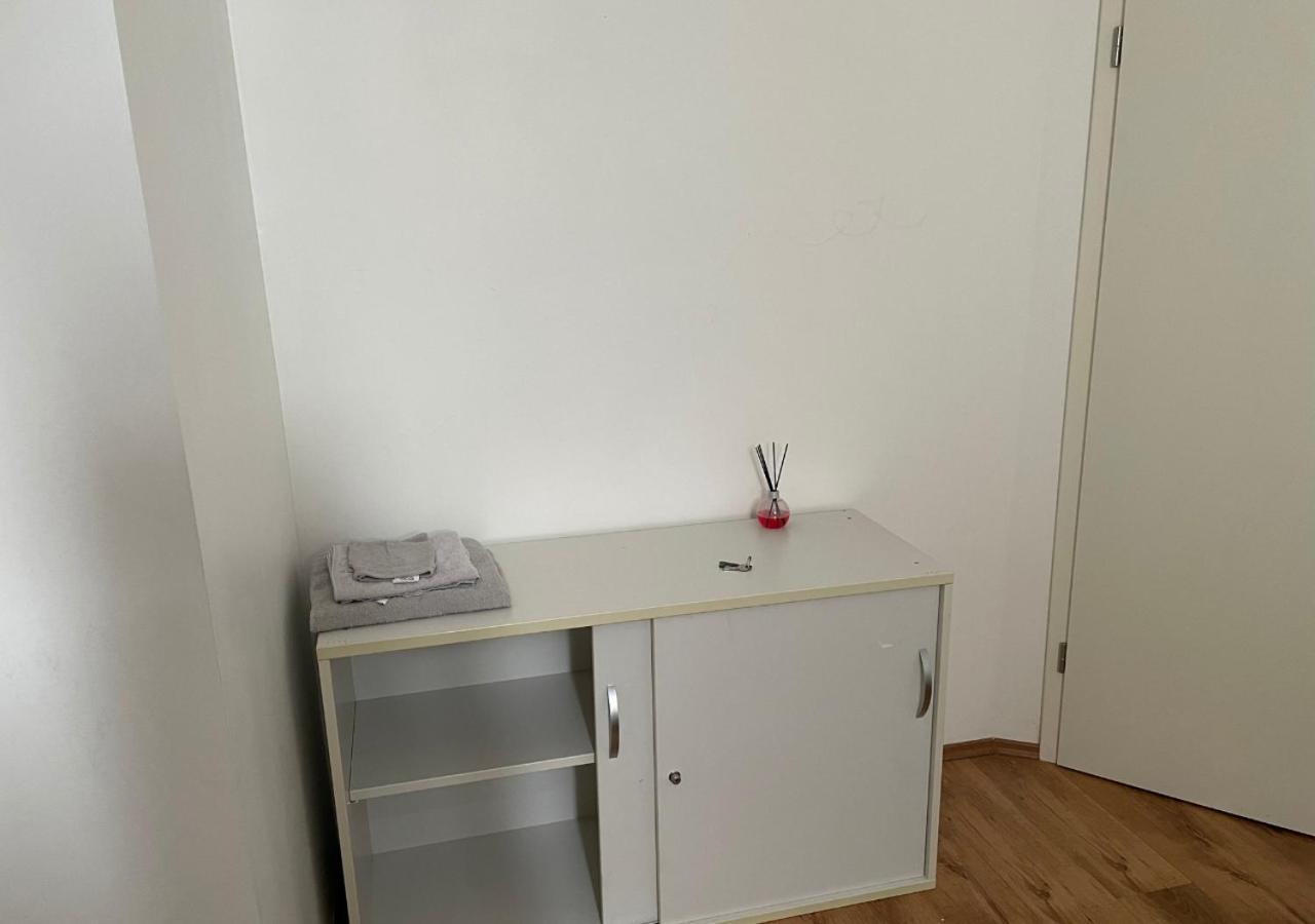 Le Wolf - 1 Chambre Dans Un T3 - 5Mn Tram Du Centre Ville - 15Mn Tram Gare Tgv Mulhouse - Wifi - Parking Екстер'єр фото