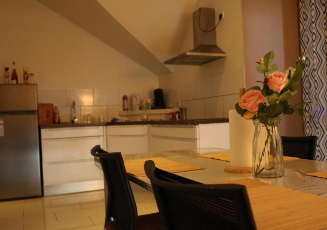 Le Wolf - 1 Chambre Dans Un T3 - 5Mn Tram Du Centre Ville - 15Mn Tram Gare Tgv Mulhouse - Wifi - Parking Екстер'єр фото